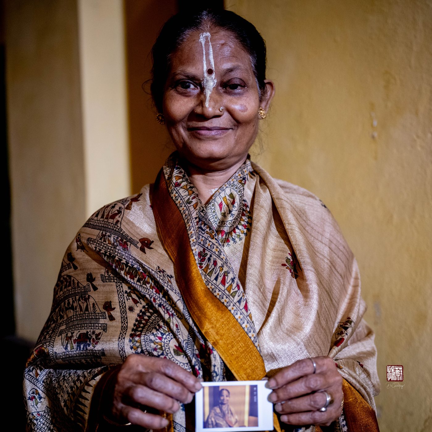 Cleaning lady at Chaitanya Library, Kolkata, India, 2025